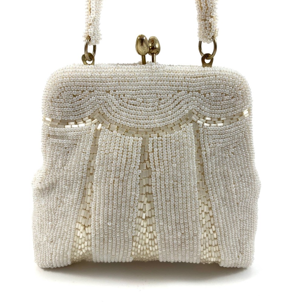 ❌SOLD❌ Vintage KOREAN white glass beaded mini bag - Picture 1 of 13